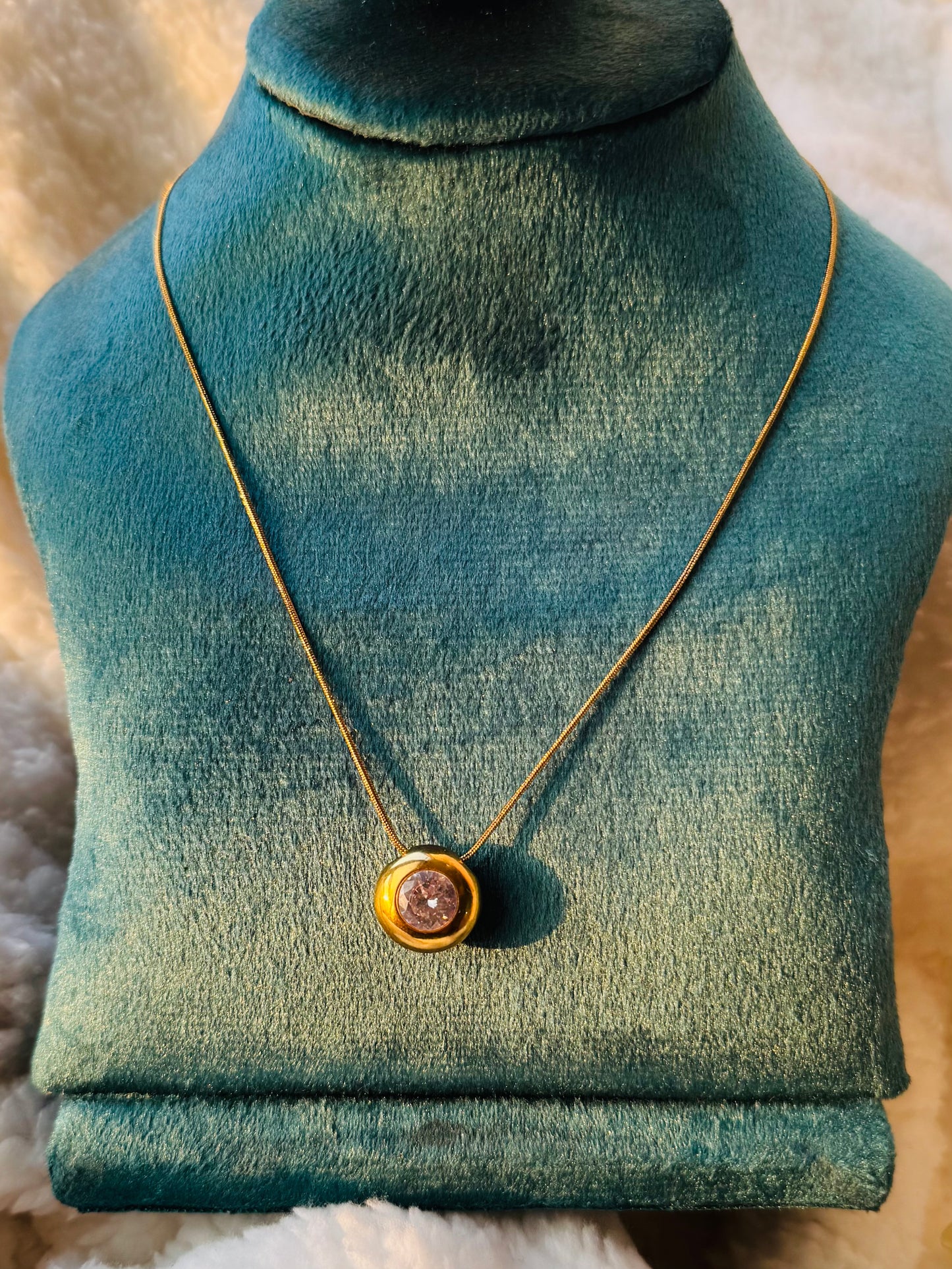 ✨Stainless steel Gold Zirconia Sleek Pendant ✨