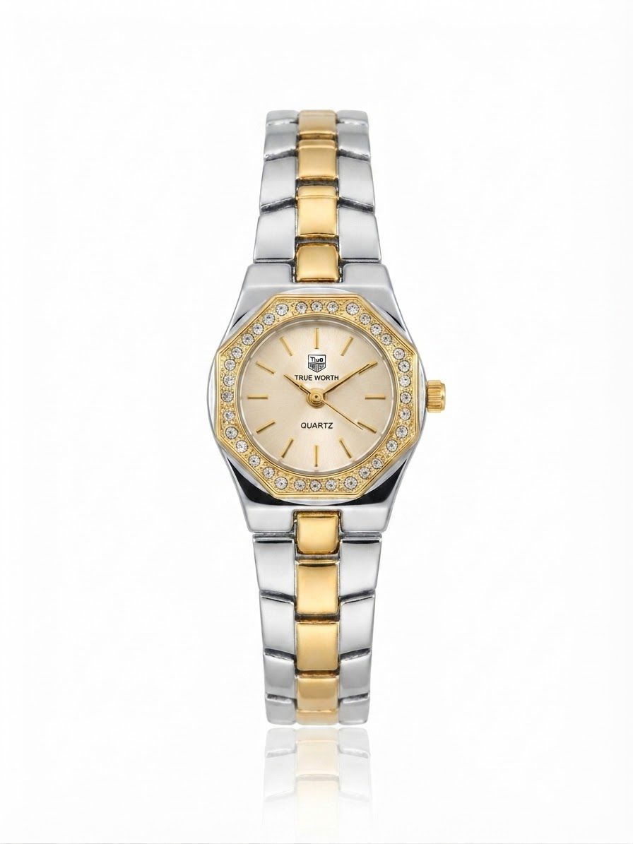 ✨Exquisite stainless steel Silverxgold white dial Zirconium True worth Watch✨