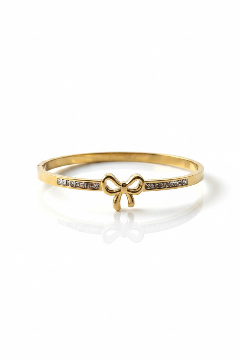 ✨Stainless steel Exquisite Gold Bow Diamanté Cuff Bracelet ✨