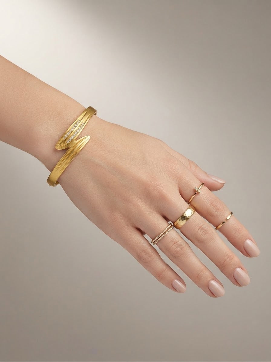 ✨Stainless steel Gold Zirconia studded Leaf Cuff Bracelet ✨