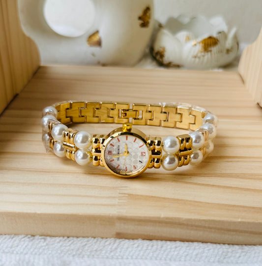 ✨ Exquisite Gold Pearl White Dial Trueworth Chain Watch ✨