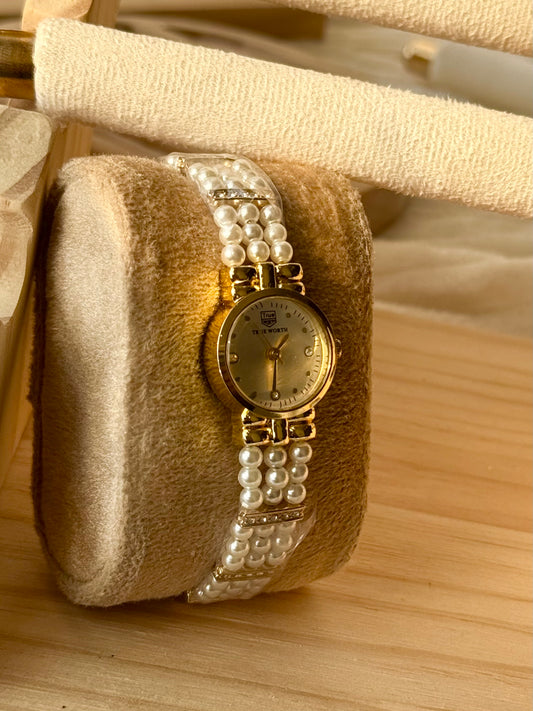 ✨Exquisite Gold Dial True Worth Chain Pearl Watch ✨