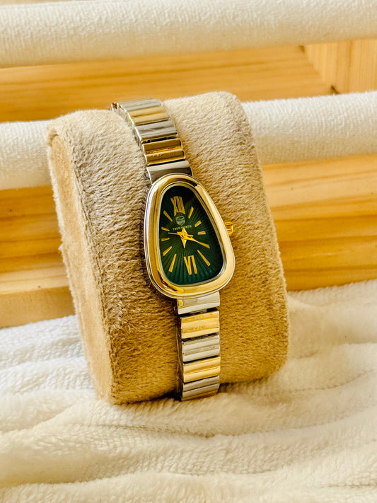 ✨Stainless Steel Emerald Dial SilverXGold Link Chain Bvlg True Worth Watch ✨