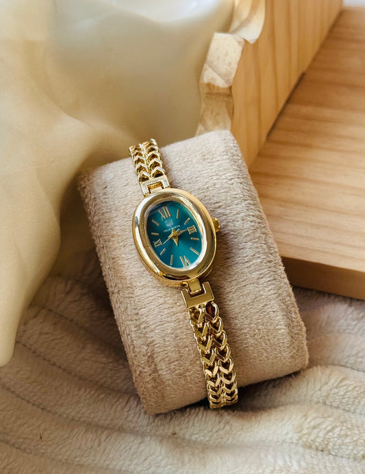 ✨Exquisite Classic True worth Gold Emerald Dial Linked Chain Watch ✨