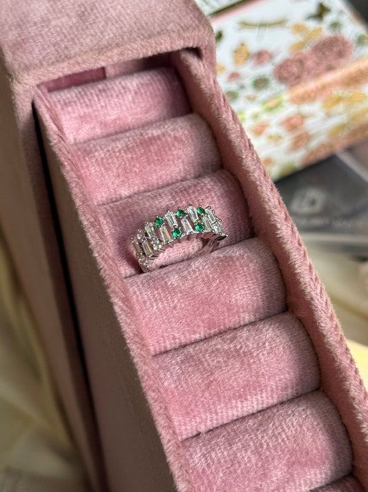✨Sterling silver Emerald ziron adjustable Ring ✨