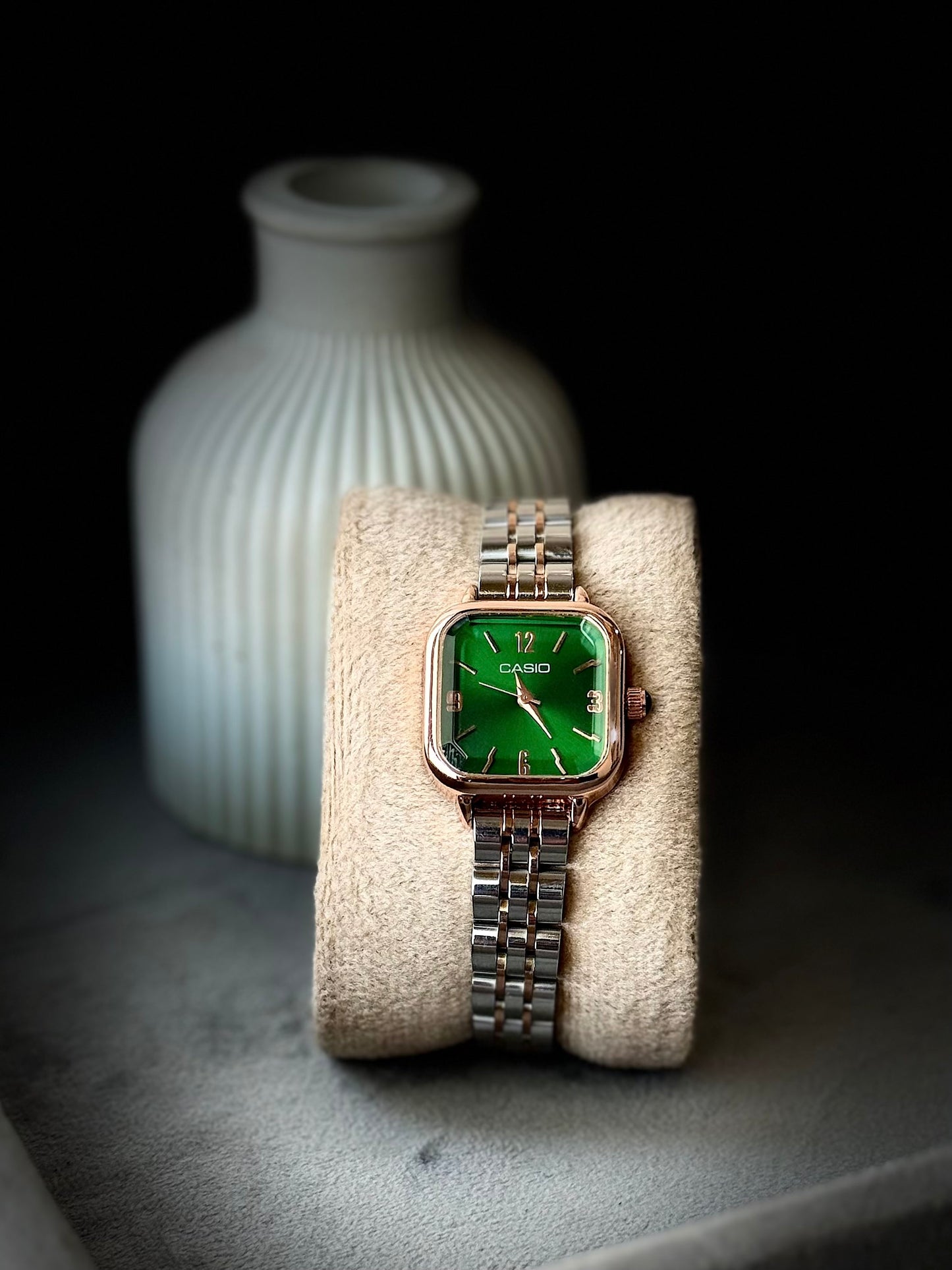 ✨ Exclusive Casio SilverXRoseGold Emerald Dial Watch ✨