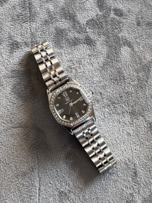 ✨Exquisite SilverXBlack True Worth Crystal Studded Watch ✨