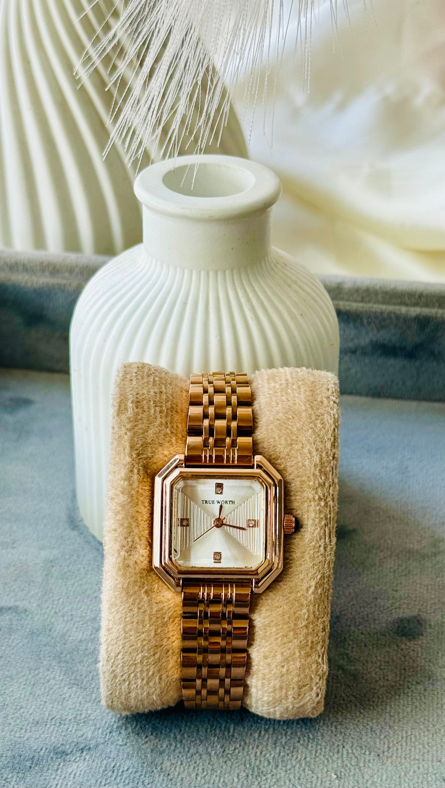 ✨ Exquisite Rose Gold White dial Jubilee Watch ✨