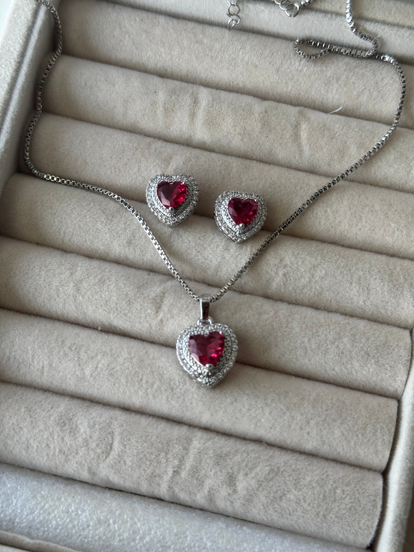 Sterling Zircon Silver emerald heart Pendant tops set