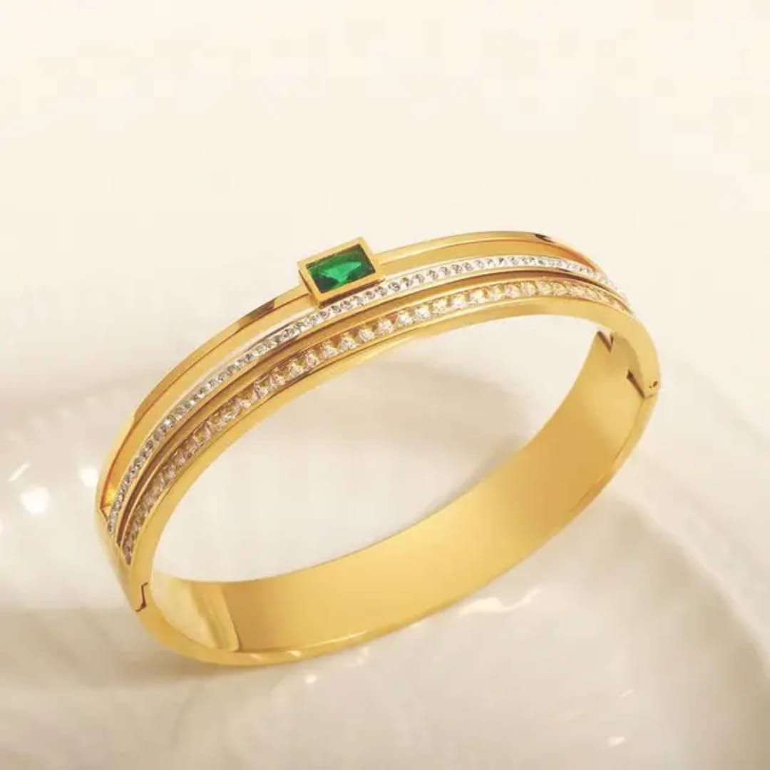 ✨Exquisite Stainless steel Gold Zircon Studded Emerald stone Chunky Gold Cuff Bracelet ✨
