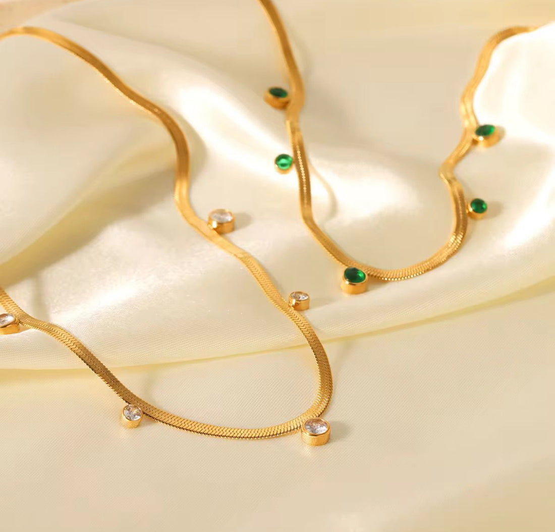 ✨Exquisite Stainless steel Gold Snake Chain Gemstone Necklace ✨.