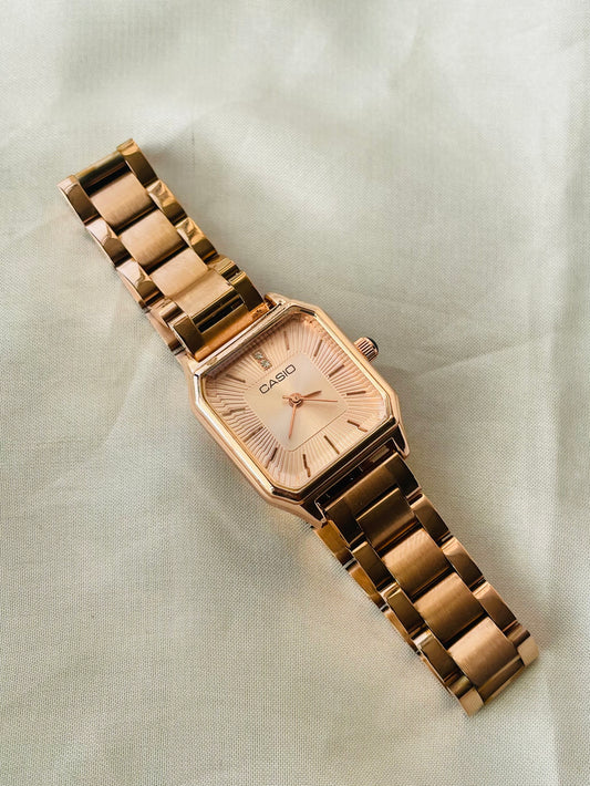 ✨Vintage Casio Rose Gold Generational Watch ✨