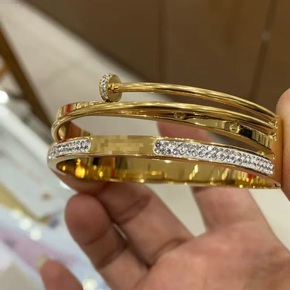 ✨Stainless steel Chunky Carte Nail Diamante Cuff Bracelet ✨