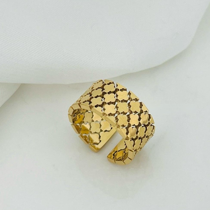 ✨Stainless steel Gold Chunky Clovie adjustable Ring✨