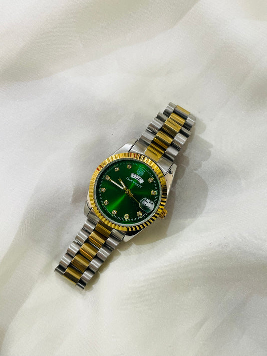 ✨ Exclusive SilverXGold Emerald Dial with DayDate True Worth Watch  ✨