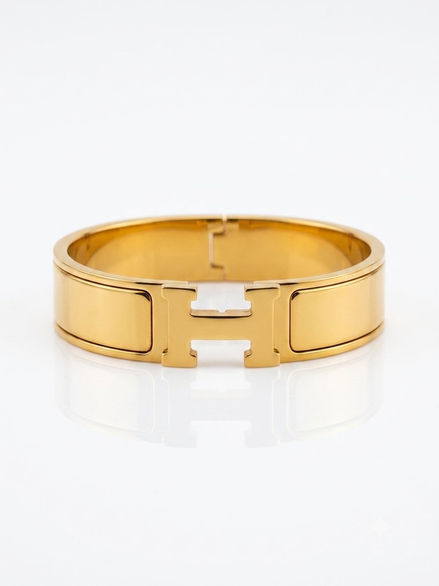 ✨Stainless steel Gold H initial Cuff Bracelet ✨