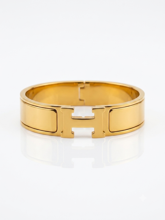 ✨Stainless steel Gold H initial Cuff Bracelet ✨