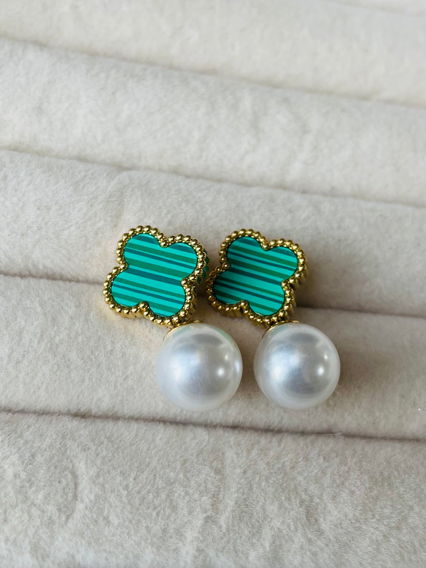 ✨Stainless steel Green clovie Pearl Earrings ✨