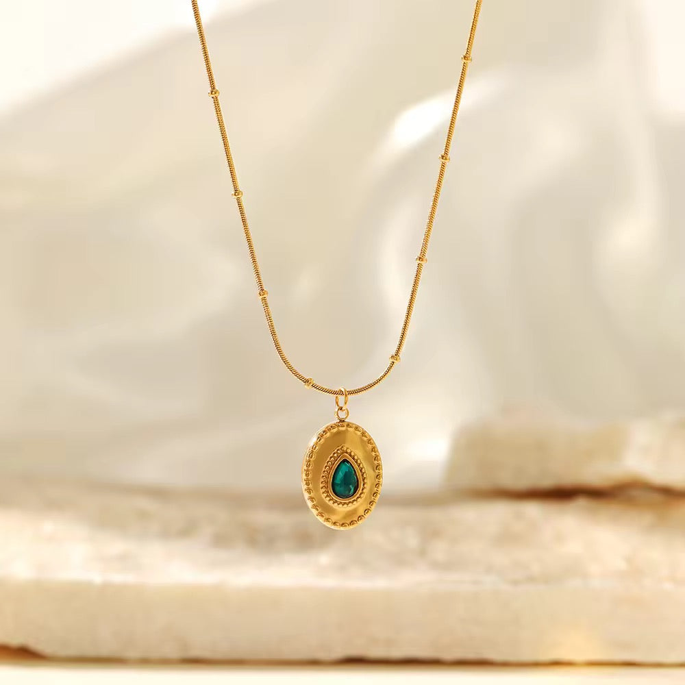 ✨Exquisite Stainless steel Gold Emerald Stone Pendant ✨