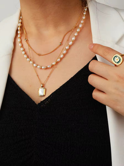 ✨Stainless steel Gold White enamel Gold Pendant ✨