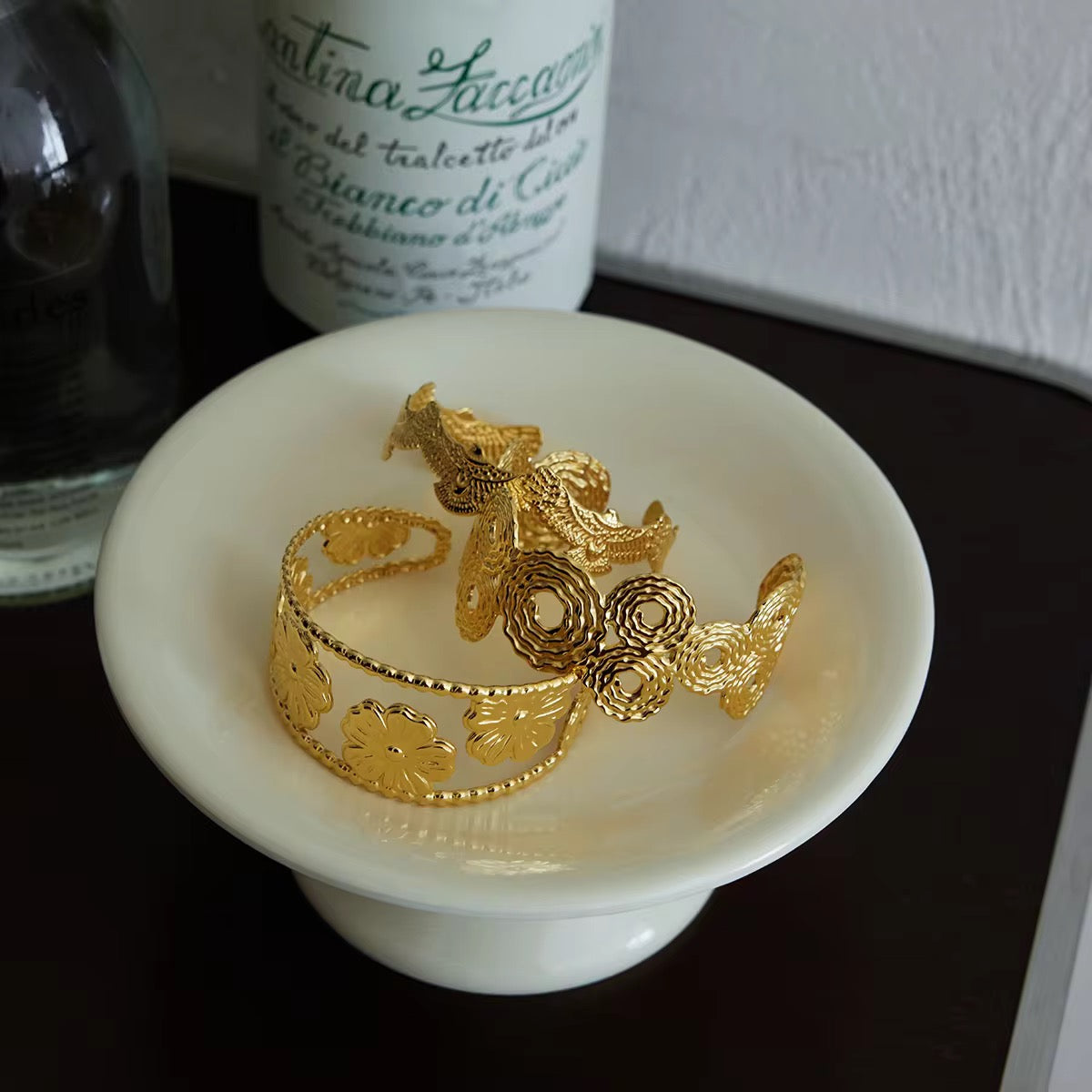 ✨ Exclusive Stainless steel Gold Floral Chunky Adjustable Cuff ✨