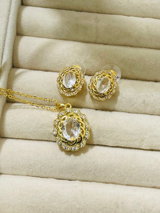 ✨Exquisite Gold Zirconium Pendant and Earrings Set✨