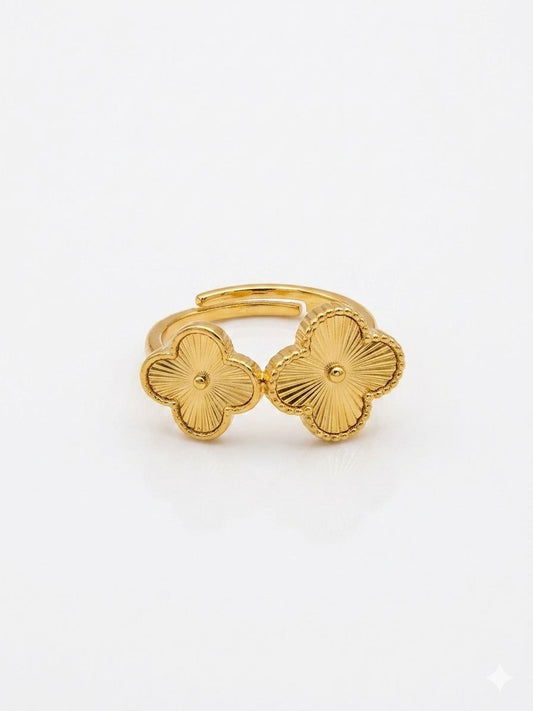 ✨ gold cloviee adjustable ring✨