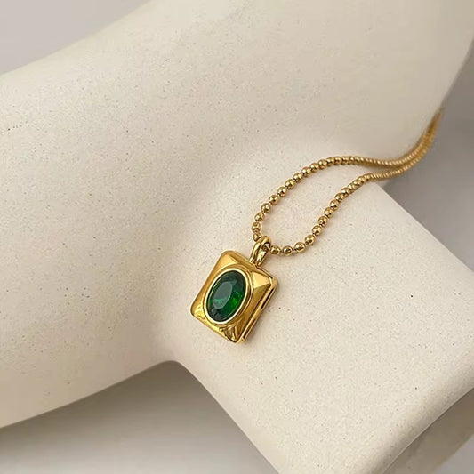 ✨Exquisite Emerald Gold Serenade Pendant ✨