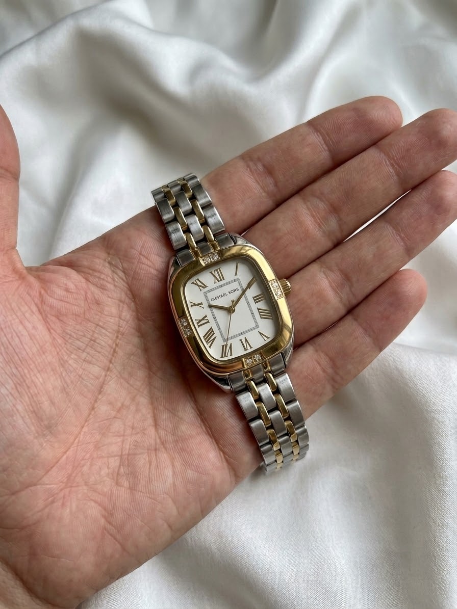 ✨Exquisite Top Tier SilverXGoldMK branded Zirconia studded Jubilee Master Watch ✨