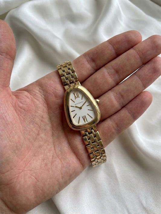 ✨Exquisite Gold stainless steel white dial Bvlg Watch✨