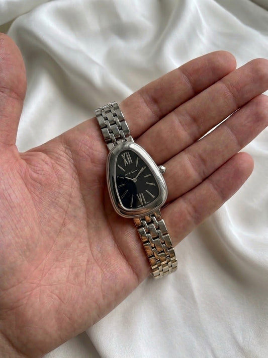 ✨Exquisite Gold stainless steel black dial Bvlg Watch✨