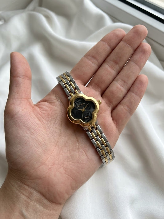 ✨Clovie Watch SilverxGold metallic Strap✨