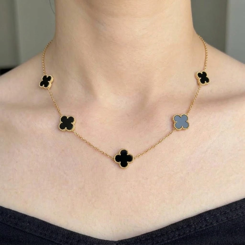 ✨Stainless steel Gold Lux Black Motif clovie  Necklace pendant ✨