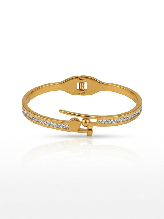 ✨Exclusive Crystal Nail Stainless steel cuff bracelet ✨