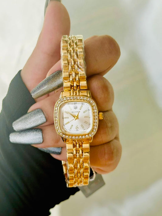 ✨ Exquisite Gold White Dial Crystal Studded True Worth Watch ✨